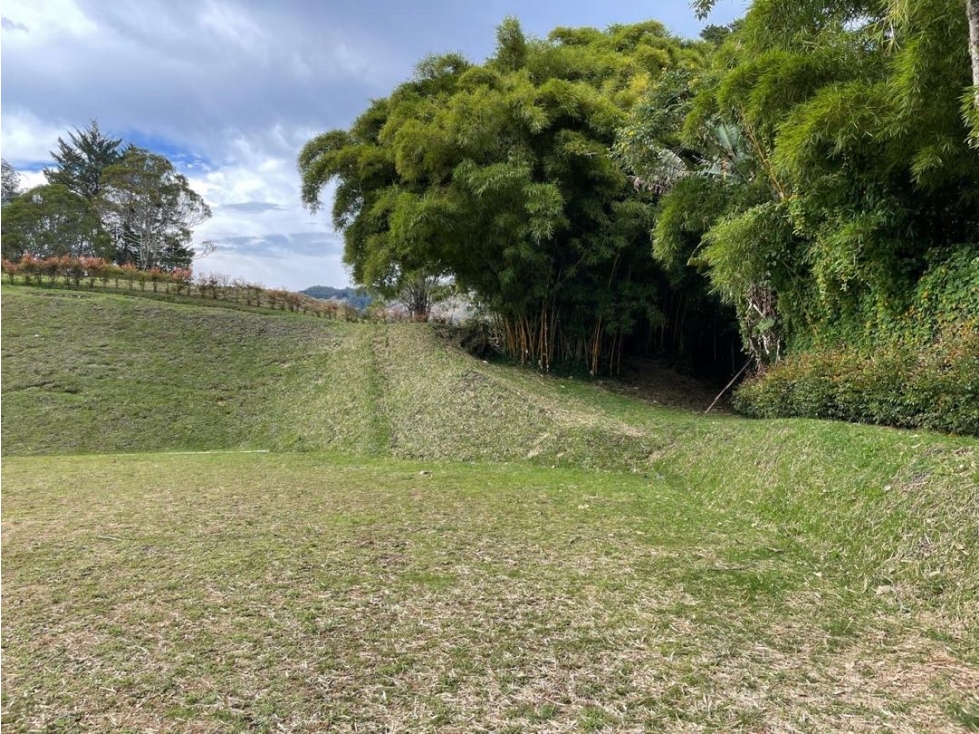 Venta de lote en unidad cerrada en el retiro sector Fizebad — foto 2