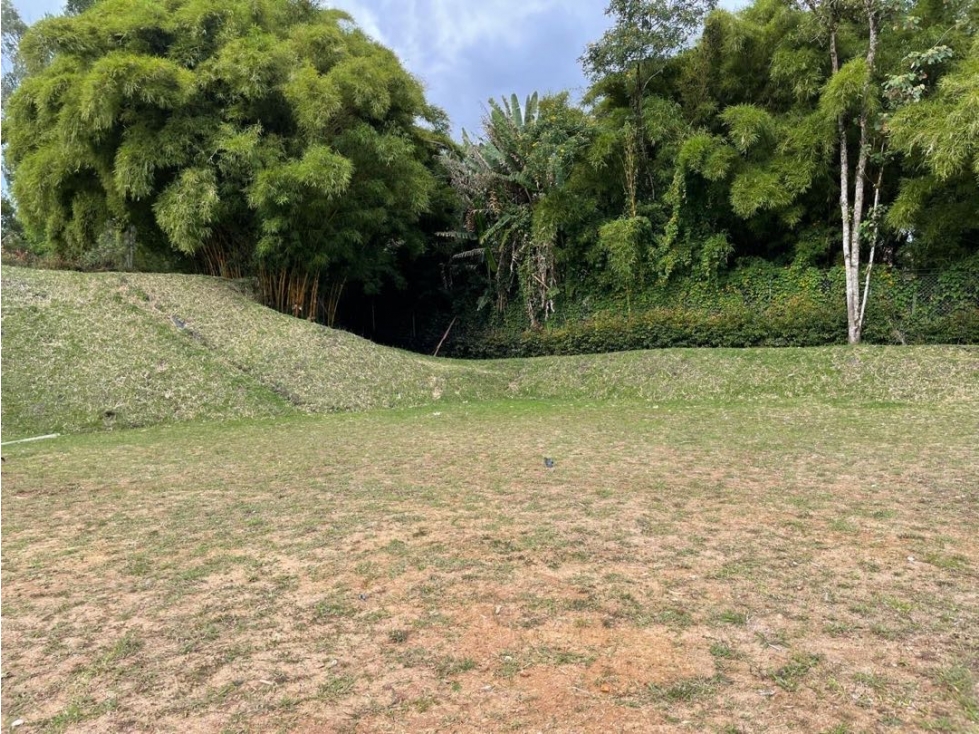 Venta de lote en unidad cerrada en el retiro sector Fizebad — foto 5