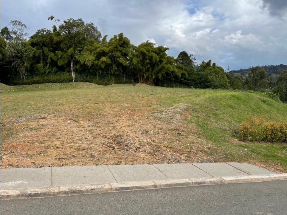 Venta de lote en unidad cerrada en el retiro sector Fizebad — foto 6