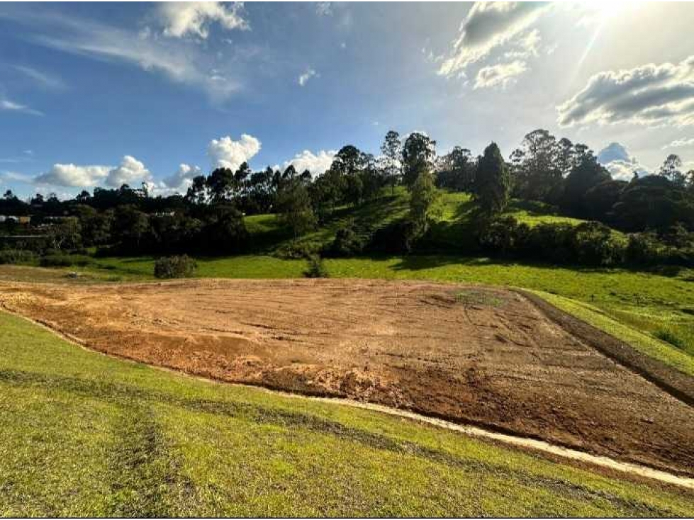 VENTA DE LOTE EN UNIDAD CERRADA EN SAN ANTONIO DE PEREIRA VEREDA SAMAR