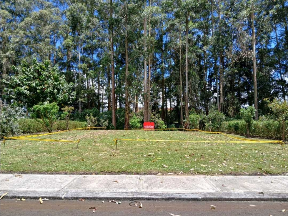 VENTA DE LOTE EN URBANIZACION-SECTOR LLANOGRANDE.PRECIO DE OPORTUNIDAD - 4