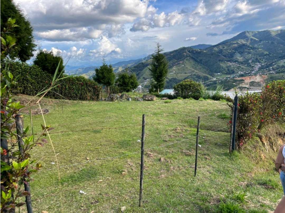 VENTA DE LOTE ESQUINERO EN SAN CRISTOBAL. — foto 4