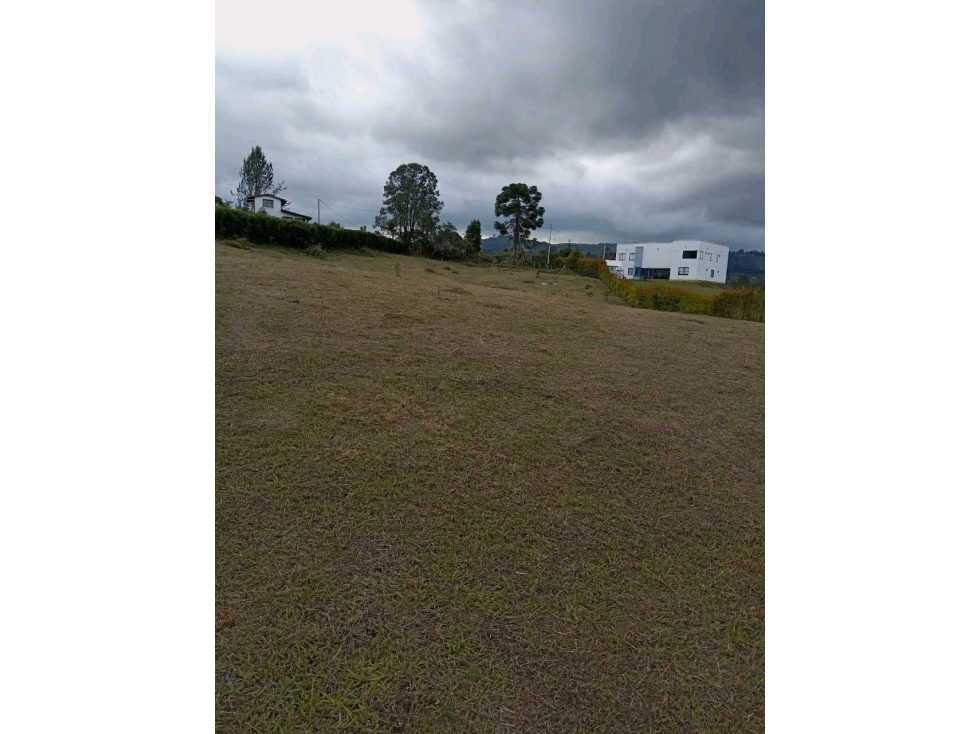 Venta de Lote Guarne (RIC-IB) — foto 3