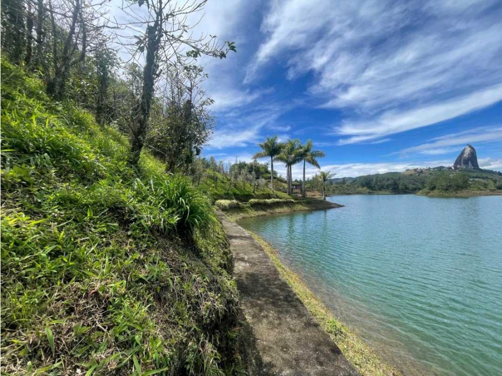 VENTA DE LOTE ,ISLA GUATAPE — foto 5