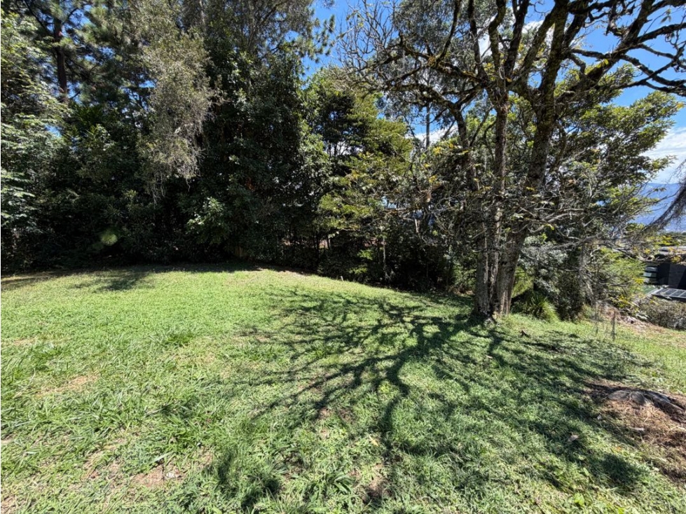 VENTA DE LOTE LISTO PARA CONSTRUIR EN LA LOMA DEL CHOCHO-ENVIGADO — foto 3