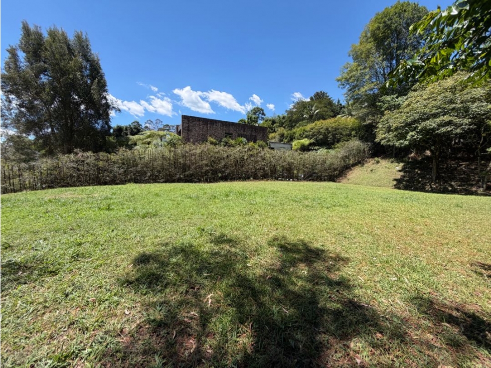 VENTA DE LOTE LISTO PARA CONSTRUIR EN LA LOMA DEL CHOCHO-ENVIGADO — foto 5