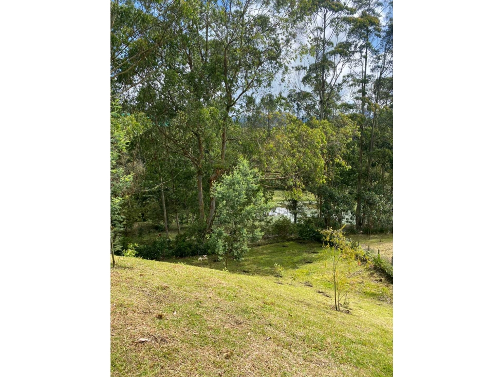 VENTA DE LOTE MUY BIEN UBICADO EN UNIDAD CERRADA EN EL RETIRO — foto 2