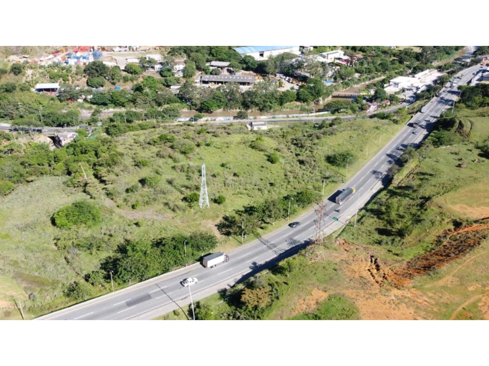 VENTA DE LOTE PARA USO MULTIPLE EN COPACABANA — foto 3
