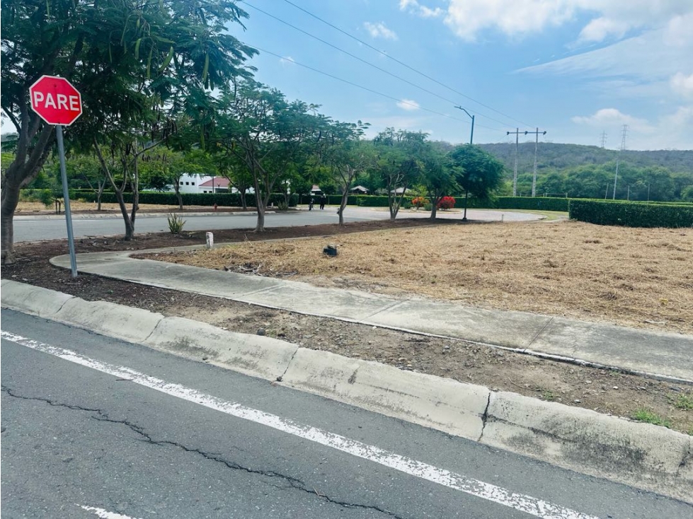 Terreno plano en venta en Urb. Montecristi Golf Club-Manabí.