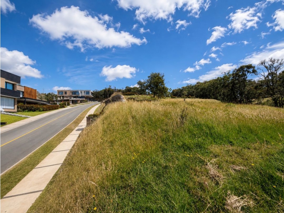 VENTA DE LOTE PLANO EN ENVIGADO, ALTO DE LAS PALMAS — foto 5