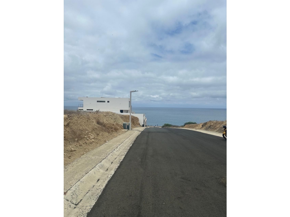 Venta de lote Urb. Playa Alta-Santa Marianita-Manta. — foto 4