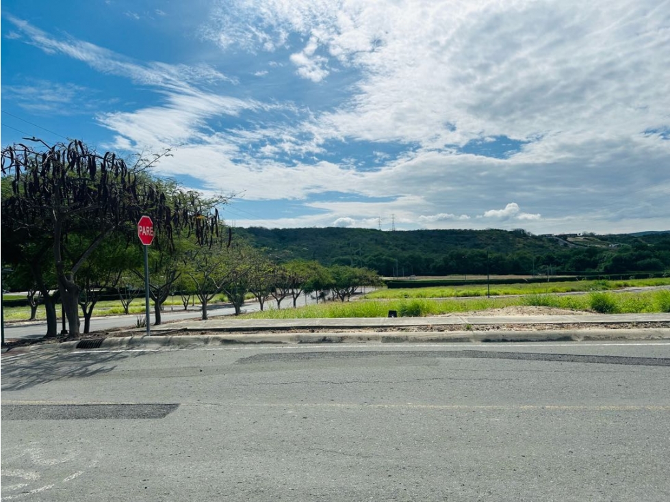 Lote de venta dentro de Urb. Montecristi Golf Club. - 6