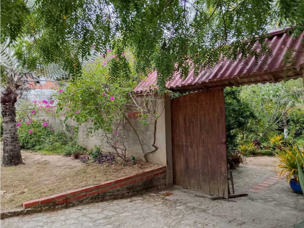 VENTA DE LOTE SECTOR LOMA DE ORO