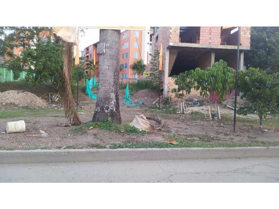 Venta de lote urbano de 160 M2 en 135 mill en San Joaquín, La Mesa cun — foto 2