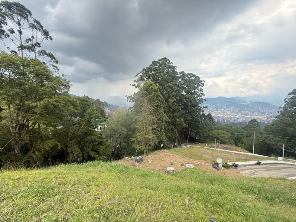 Venta de lote campestre unidad cerrada. San Lucas envigado — foto 2