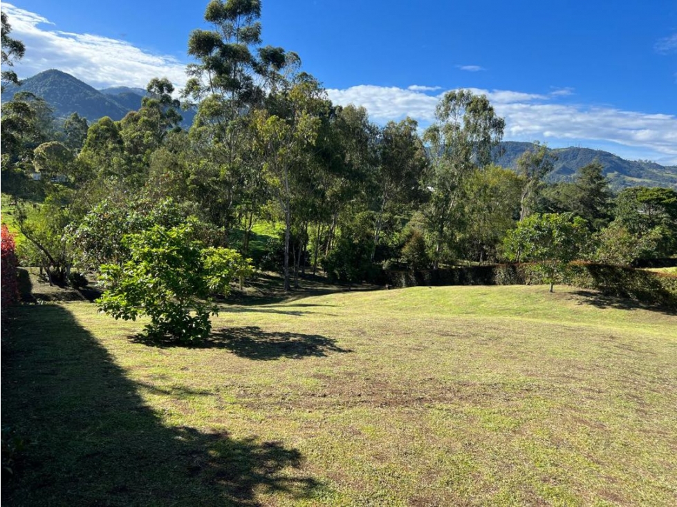 Venta de lotes en unidad cerrada via San Antonio la Ceja LDC — foto 2
