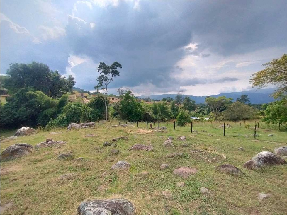 Venta de lotes independientes/Mejor sector de La Mesa Cundi - 1