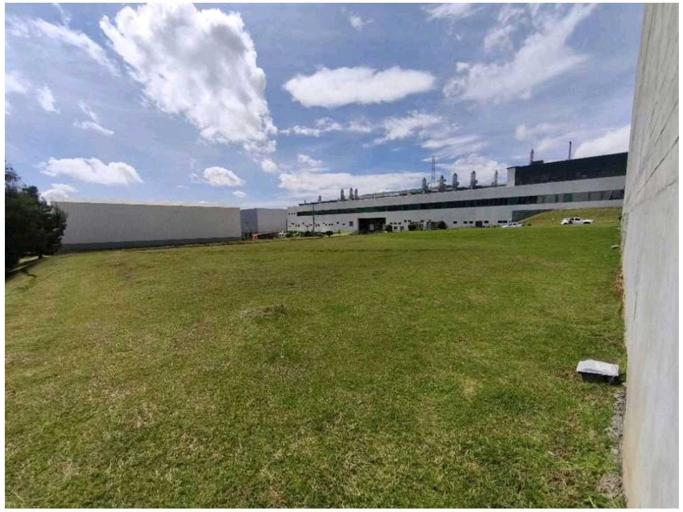 VENTA DE LOTES PARA CONSTRUCCIÓN DE BODEGAS CERCA DEL AEREOPUERTO. — foto 3