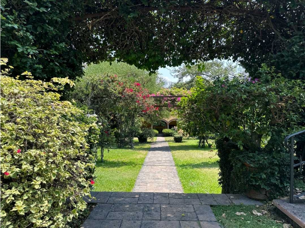 Venta de lujosa casa con alberca, en Acapatzingo, Cuernavaca, Morelos — foto 3