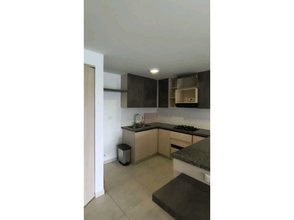 Venta de Lujoso Apartamento en Solarum Cerritos Pereira