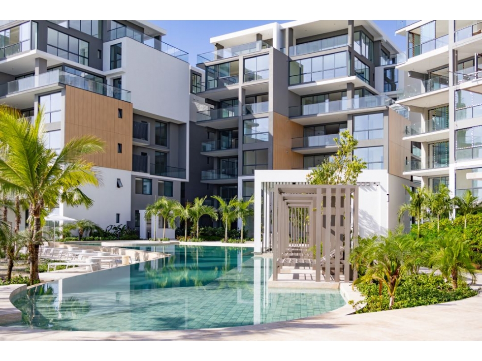 VENTA DE LUJOSO APARTAMENTO OCEANREEFISLAND THE PALMS BEACH RESORT