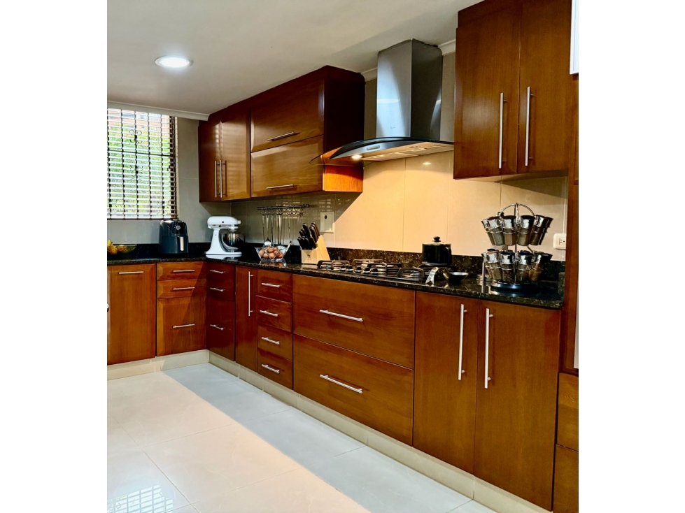 Venta de lujoso apartamento sector san lucas