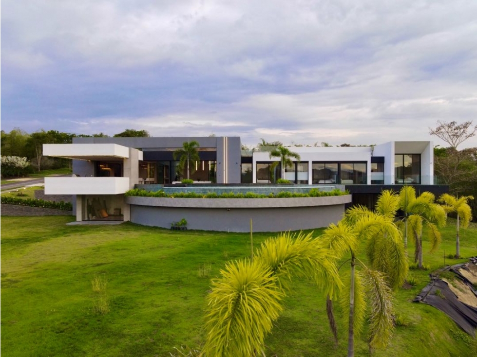 Venta de Mansión de Lujo en Cerritos Pereira Condómino Campestre — foto 2