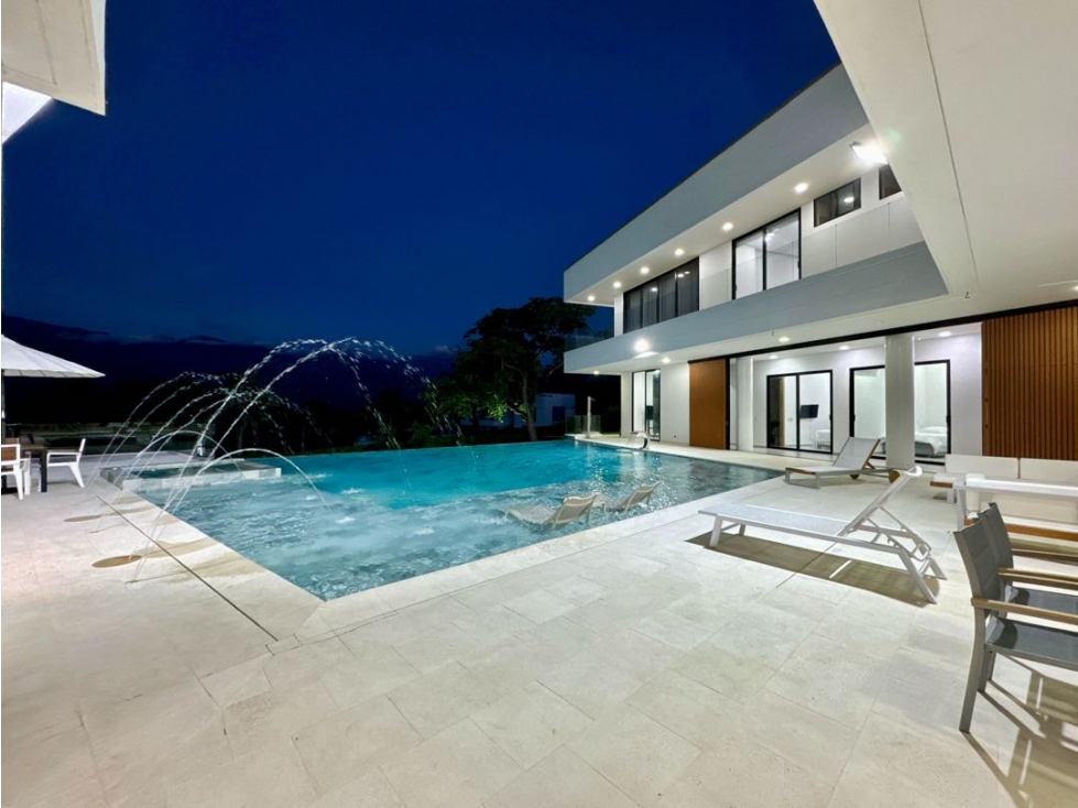 Venta de Mansion de Lujo en Santa Fe de Antioquia — foto 2