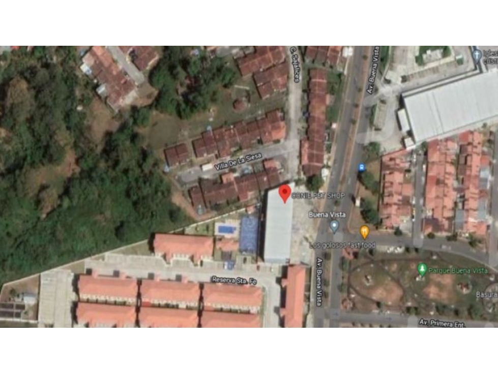 VENTA DE MAS DE 1.100M2 EN LOCALES EN TOCUMEN, PLAZA SANTA FE JP - 4