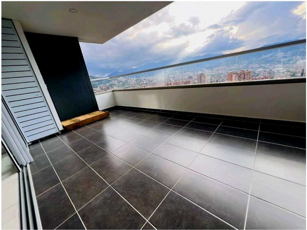 VENTA DE MODERNO APARTAMENTO ENVIGADO PISO ALTO — foto 5