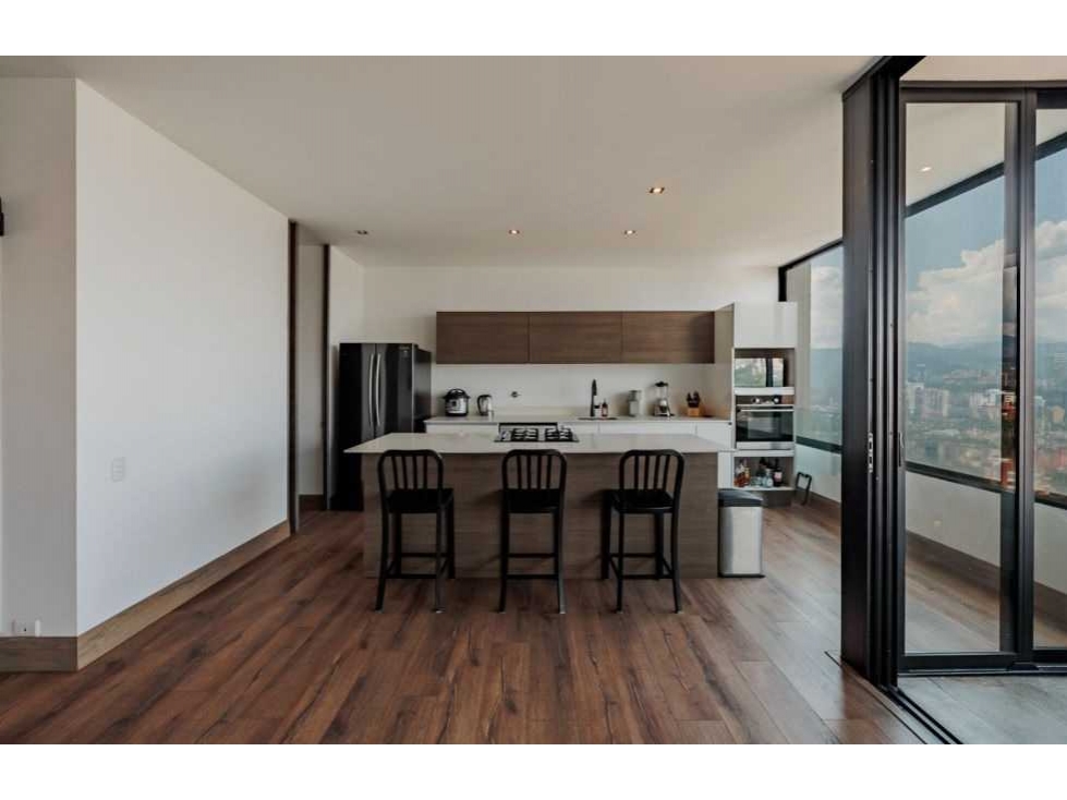 Venta de moderno PENTHOUSE dúplex en POBLADO, San Lucas — foto 6
