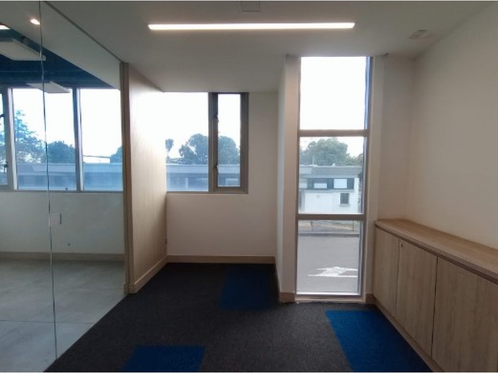 Venta de Oficina Con DESCUENTO en Bogotá D.C. Cundinamarca - 4
