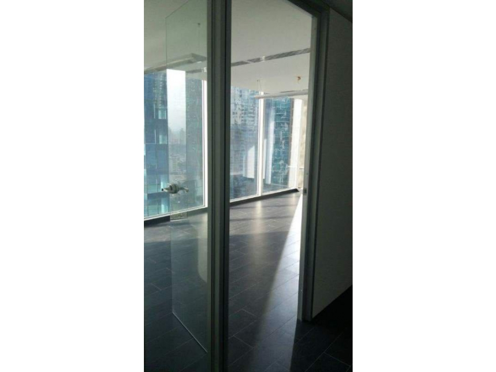 VENTA DE OFICINA DE 704M2 EN TORRE OCEANÍA Y ALQUILER 220M2 JP — foto 5