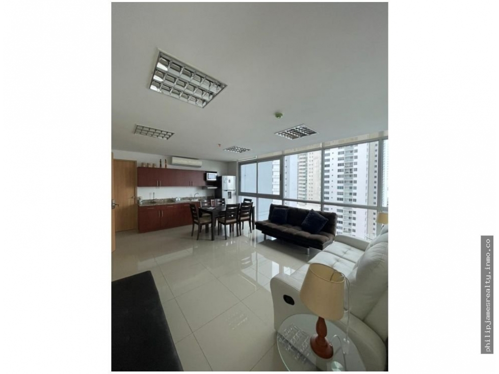 Venta de Oficina en Avenida Balboa, PH Colores de Bella Vista