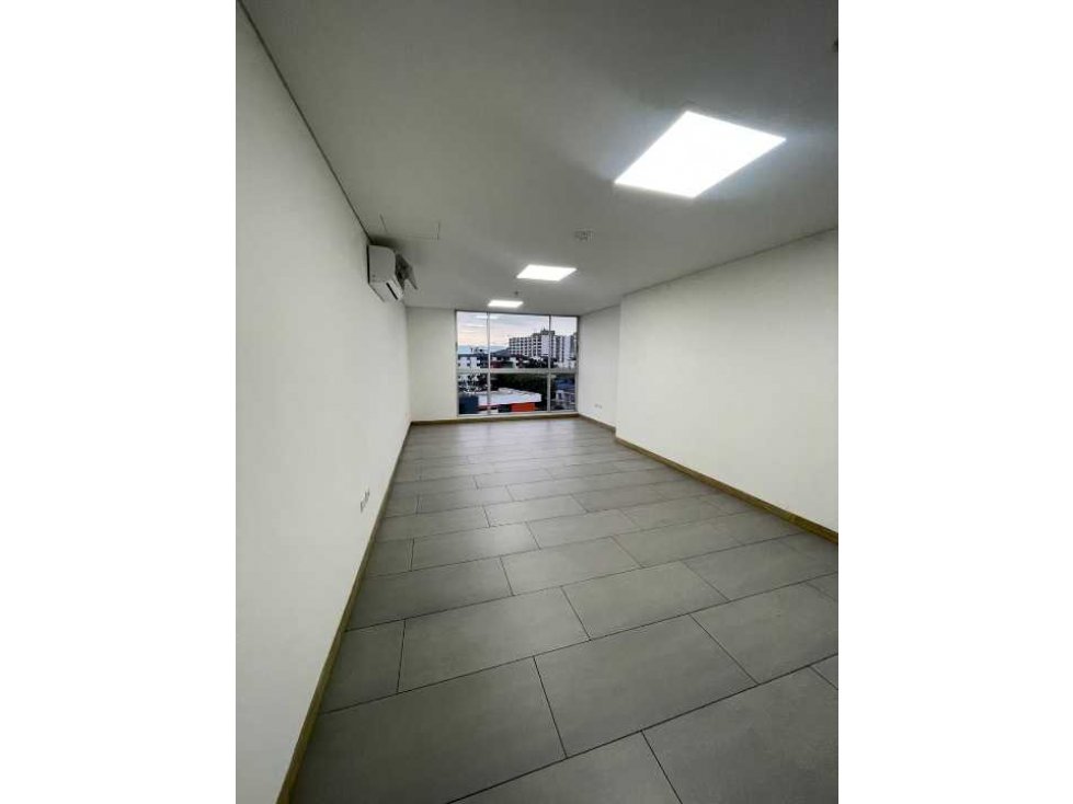 VENTA DE OFICINA EN ALPES, PEREIRA, TU VIVIENDA EN COLOMBIA - 1