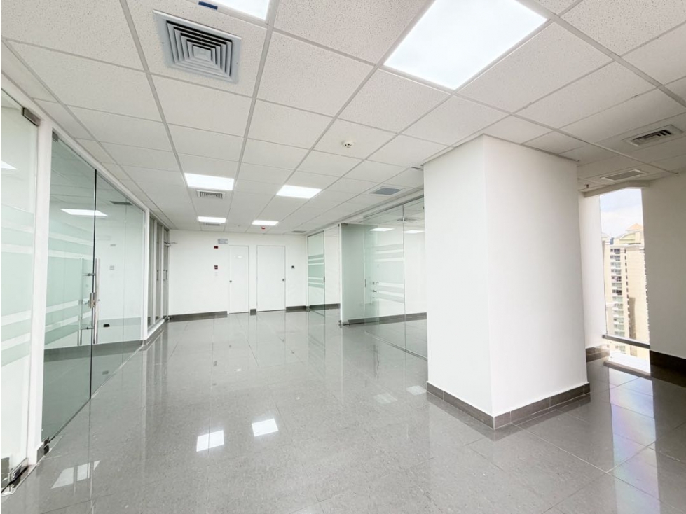 VENTA DE OFICINA EN COSTA DEL ESTE - TORRE ASEGURADORA ANCON 132M2 JP