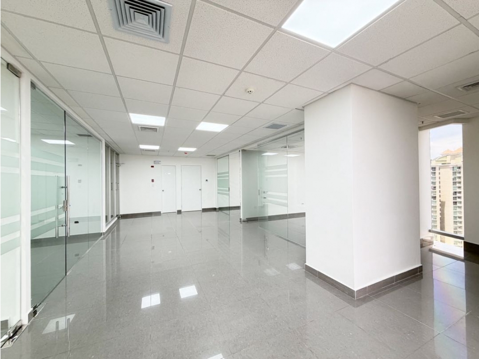 VENTA DE OFICINA EN COSTA DEL ESTE - TORRE ASEGURADORA ANCON 132M2 JP — foto 5