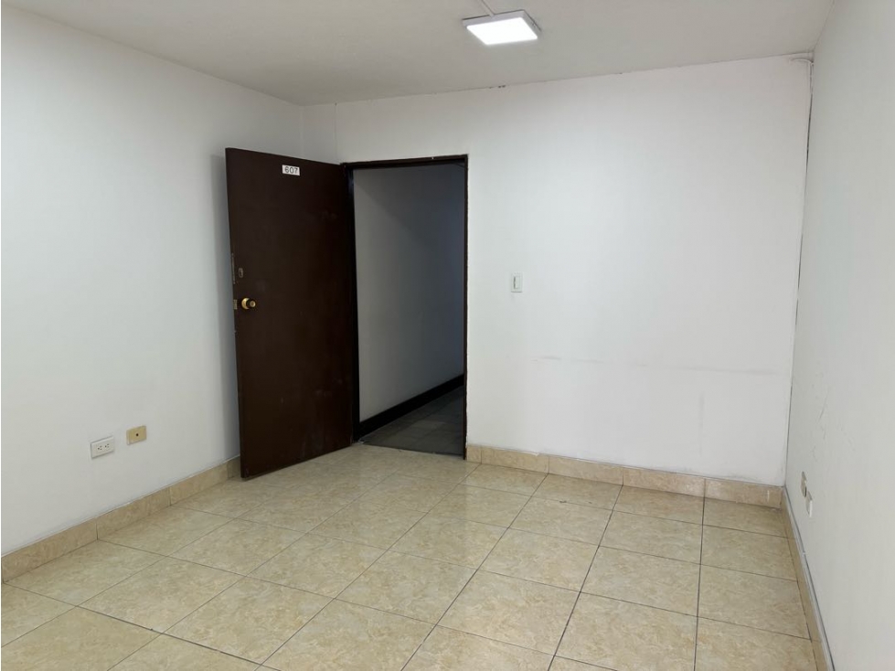Venta de oficina en el Centro de Medellín