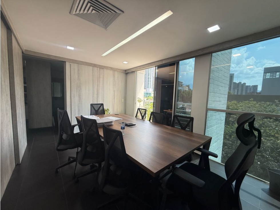 Oficina El Poblado | 75 m² | 2 parqueaderos independientes — foto 5