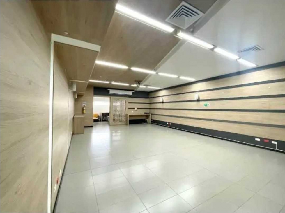 Venta de oficina/consultorio envigado cerca mayorca con vista ciudad - 6