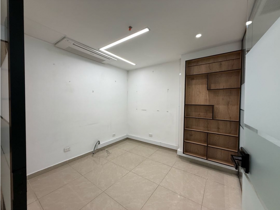 VENTA DE OFICINA EN MEDELLÍN- GUAYABAL — foto 6