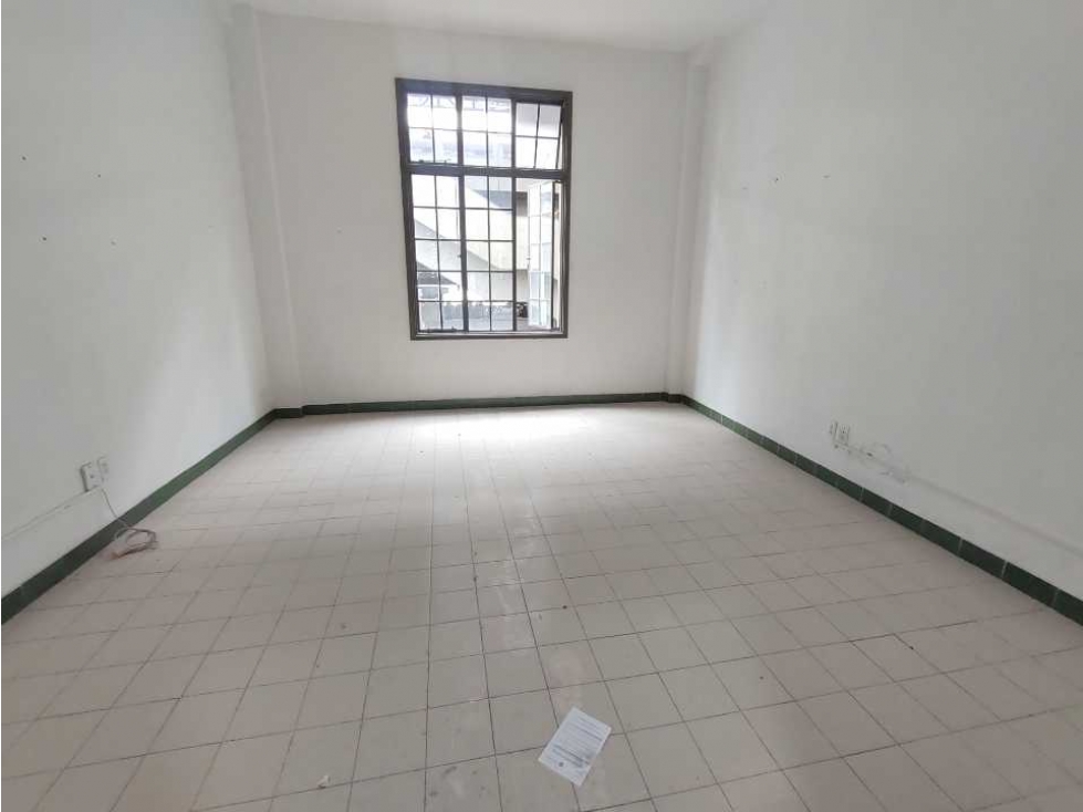 ARRIENDO OFICINA EN MEDELLÍN SECTOR CENTRO PARQUE BERRIO — foto 5