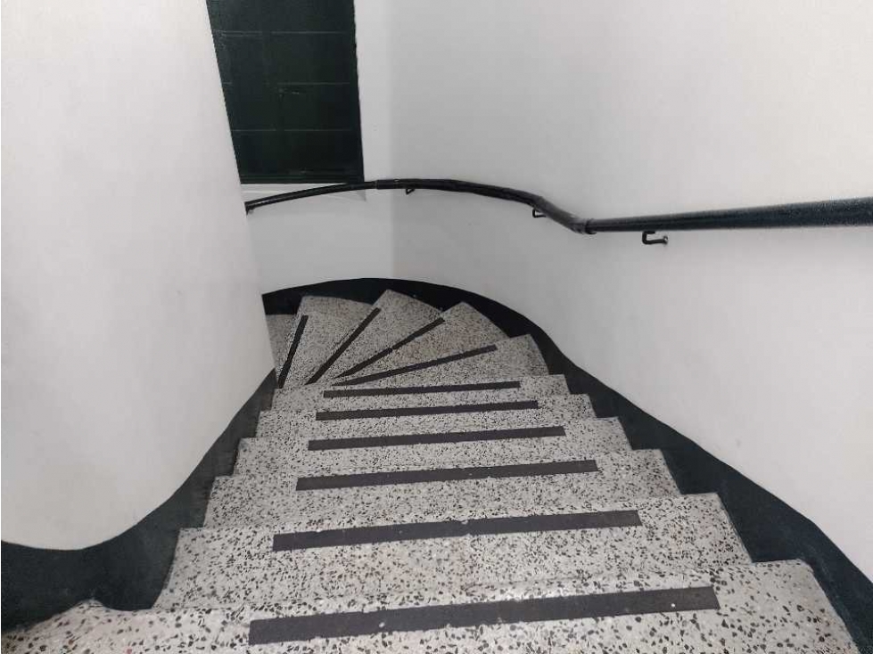 ARRIENDO OFICINA EN MEDELLÍN SECTOR CENTRO PARQUE BERRIO — foto 6
