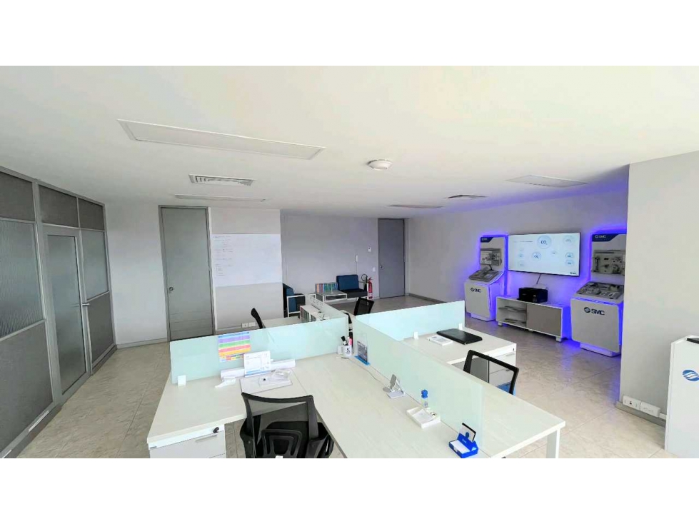 Venta de oficina en Block Empresarial en El Poblado- Rentando.