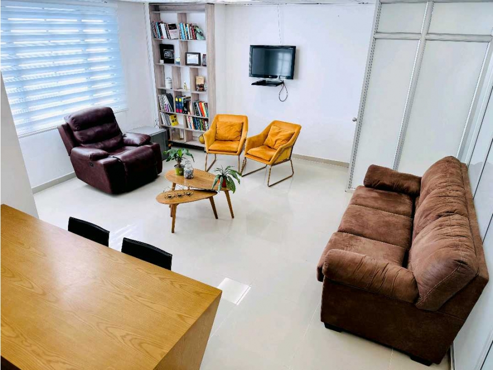 VENTA DE OFICINA EN PRADO OFFICE CENTER — foto 3
