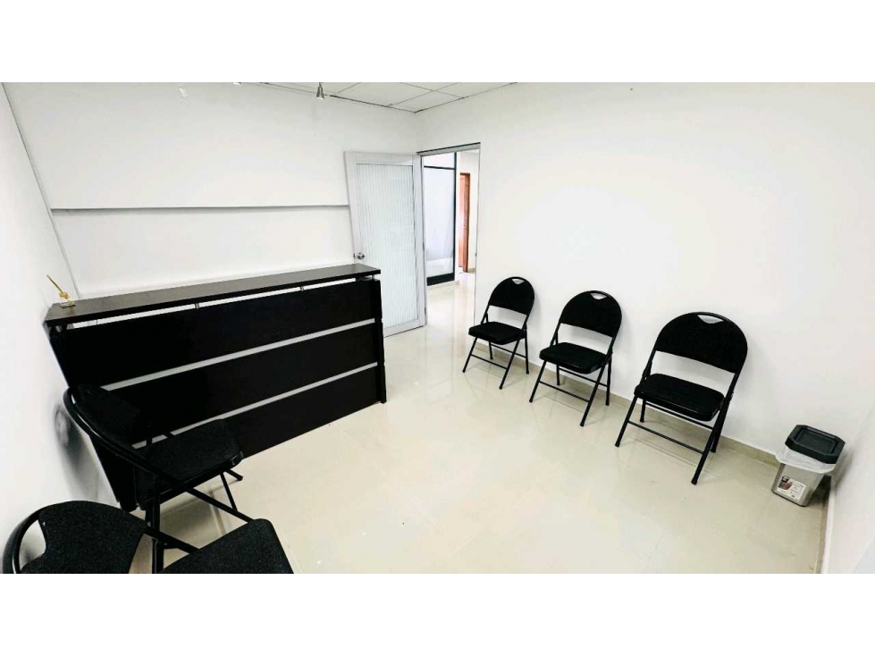 VENTA DE OFICINA EN PRADO OFFICE CENTER — foto 5