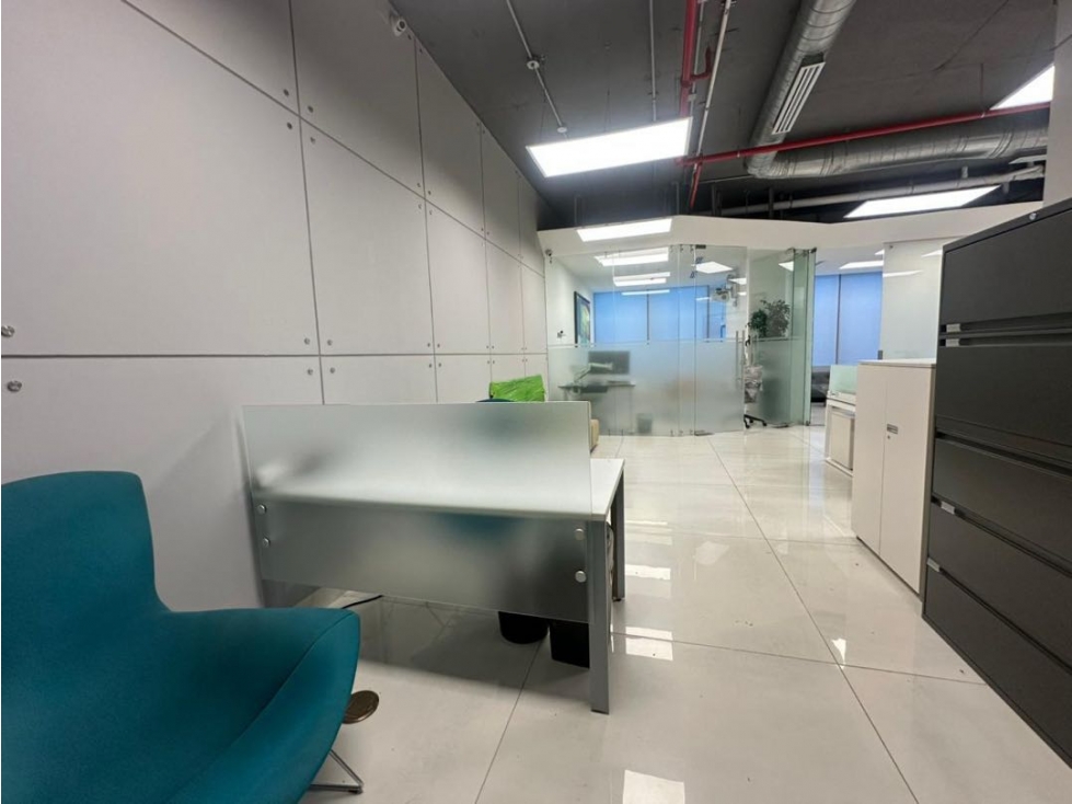 Venta de oficina en Santa María Bussines — foto 3