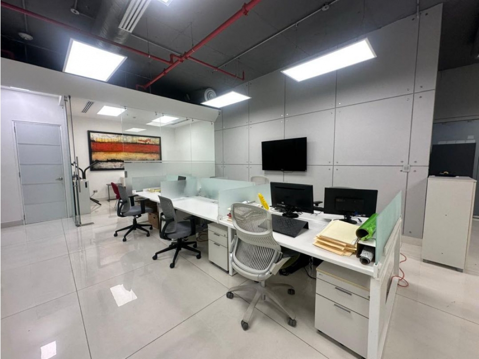 Venta de oficina en Santa María Bussines — foto 5