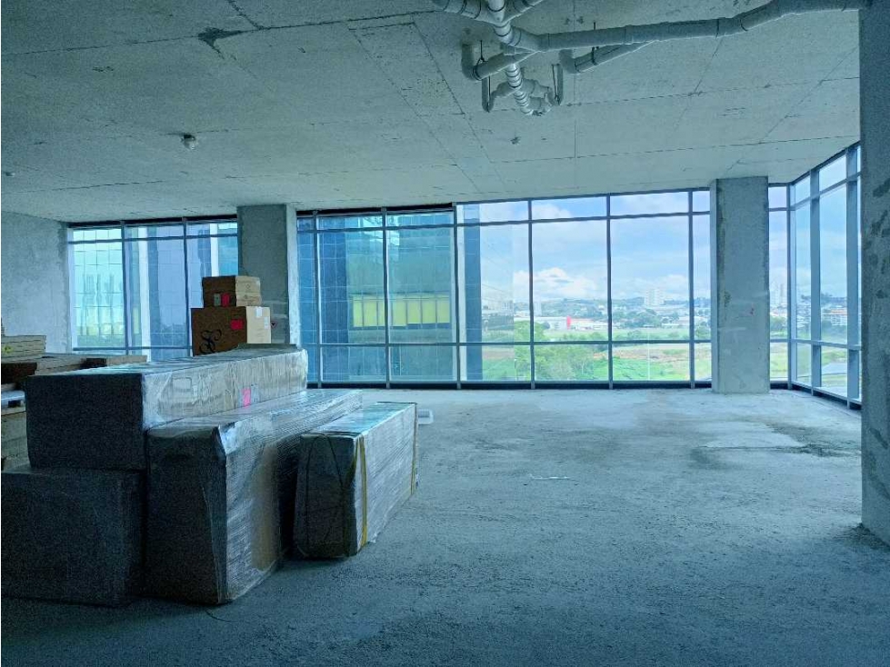 VENTA DE OFICINA EN SANTA MARIA PH OFFICE PLEX 71