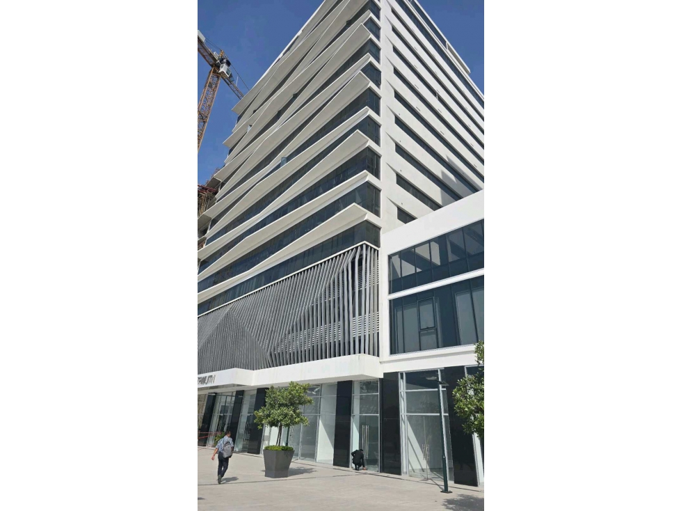 Venta de oficina premium por estrenar en Ciudad Milenium - 1
